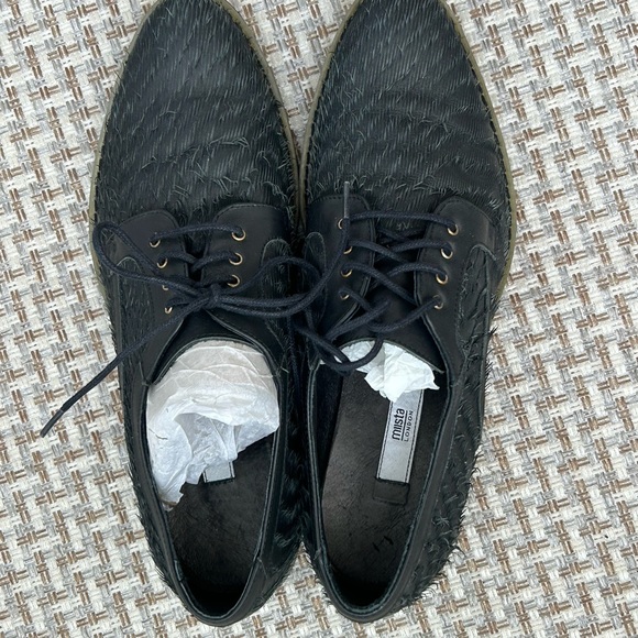 Miista London Oxfords with unique leather texture - Picture 4 of 6